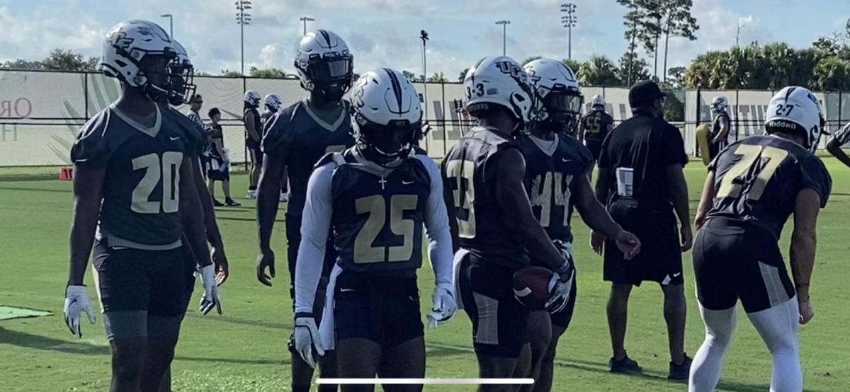 Anthony Williams (#20) and Johnny Richardson (#25)